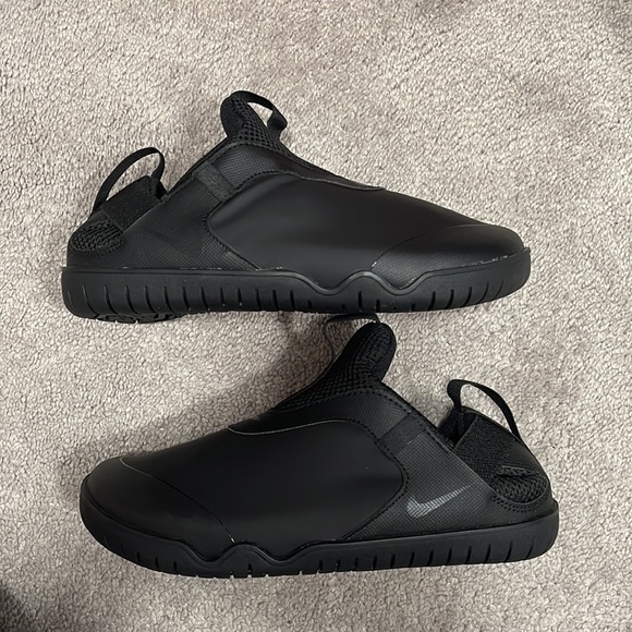 New NIKE AIR ZOOM PULSE in All Black - Picture 5 of 13